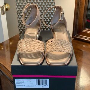 Woman’s Vince Camuto Sandals